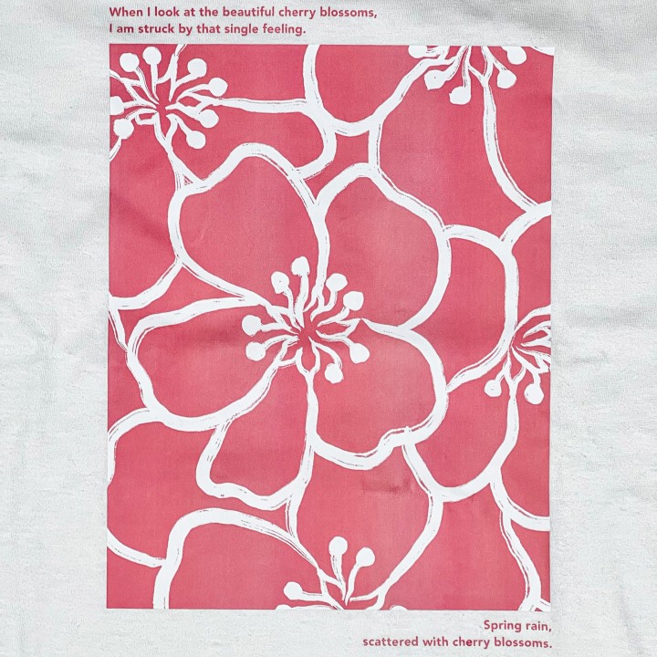 花柄Tシャツアップ