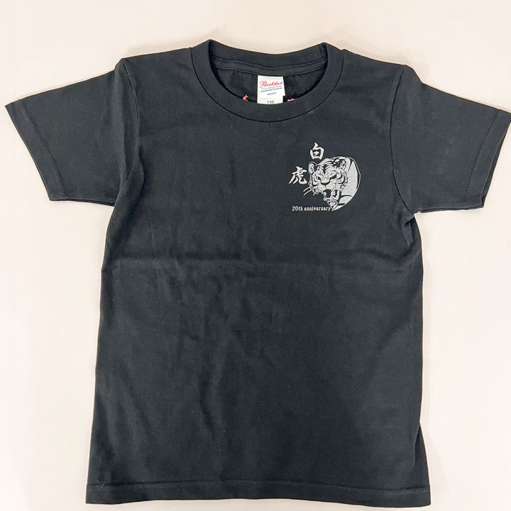 ラメシルクプリント＆刺繍Tシャツ