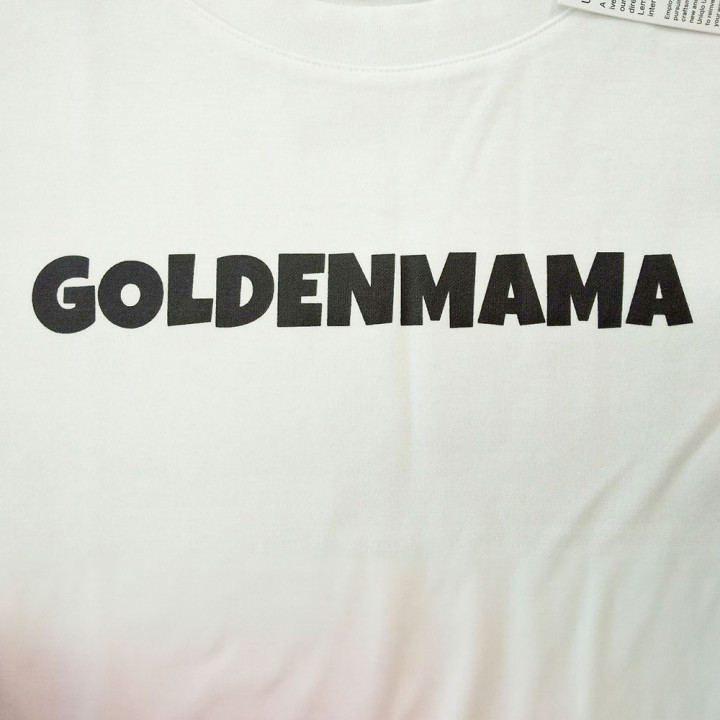 シルクスクリーンプリントTシャツ「GOLDENMAMA」アップ