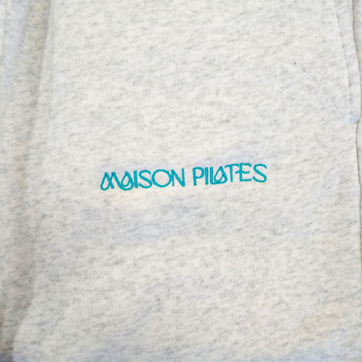オリジナル刺繡スウェットパンツMASON PILATES アップ