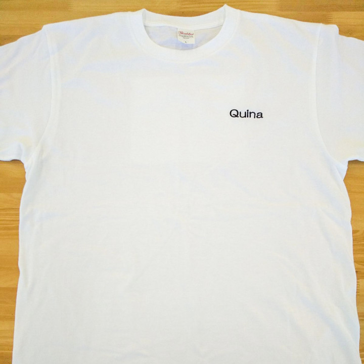 ネーム刺繡Ｔシャツ「Quina」