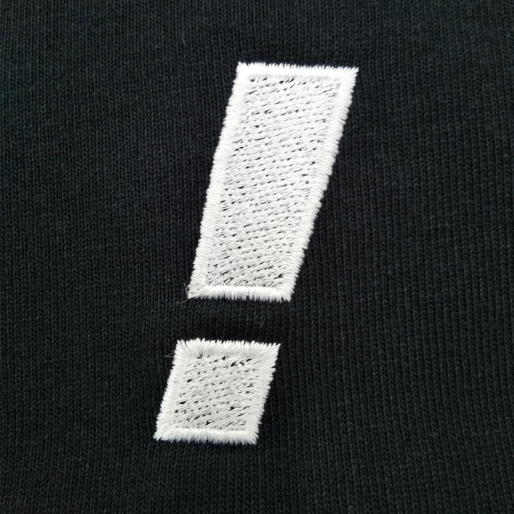 オリジナル刺繍カーディガン「！」拡大