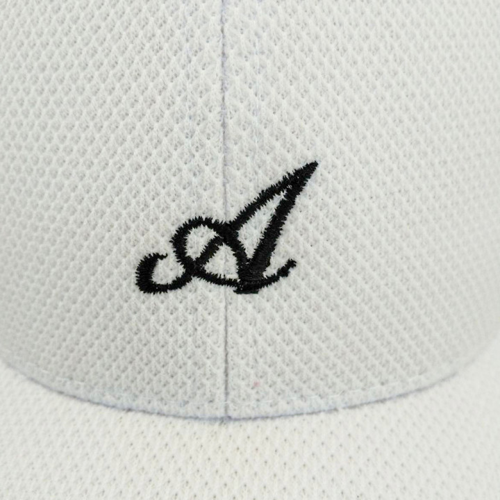 オリジナル刺繍キャップ「A」アップ