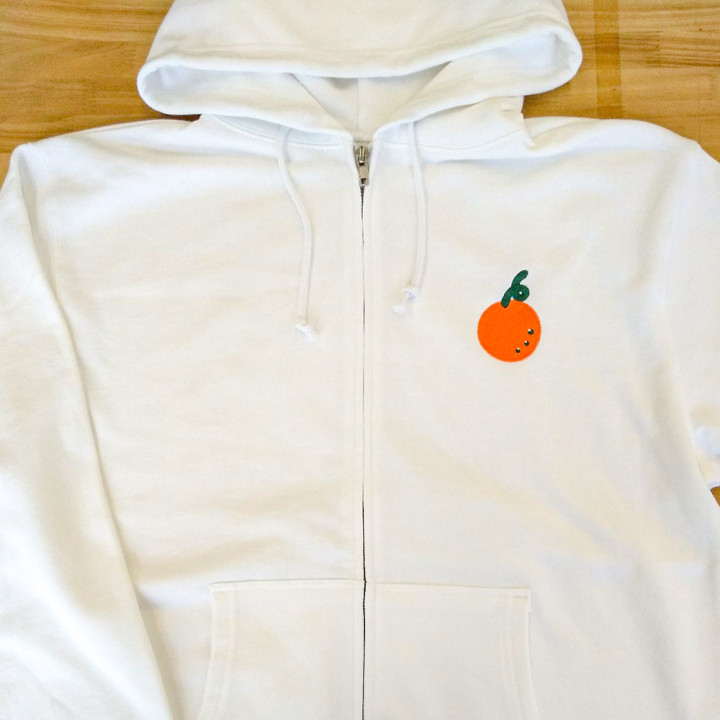 オリジナル刺繡パーカー前面