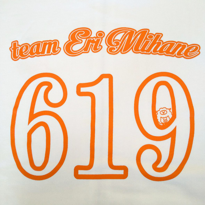 シルクスクリーンプリントパーカー背面