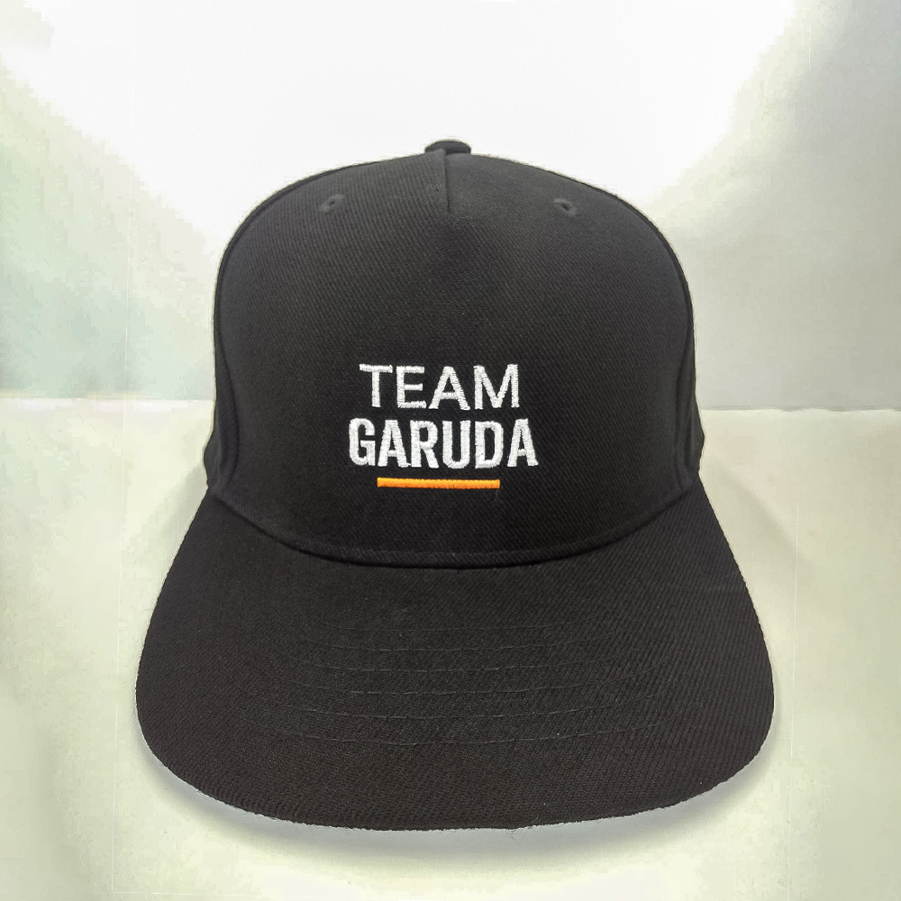 キャップ刺繍「TEAM GARUDA」
