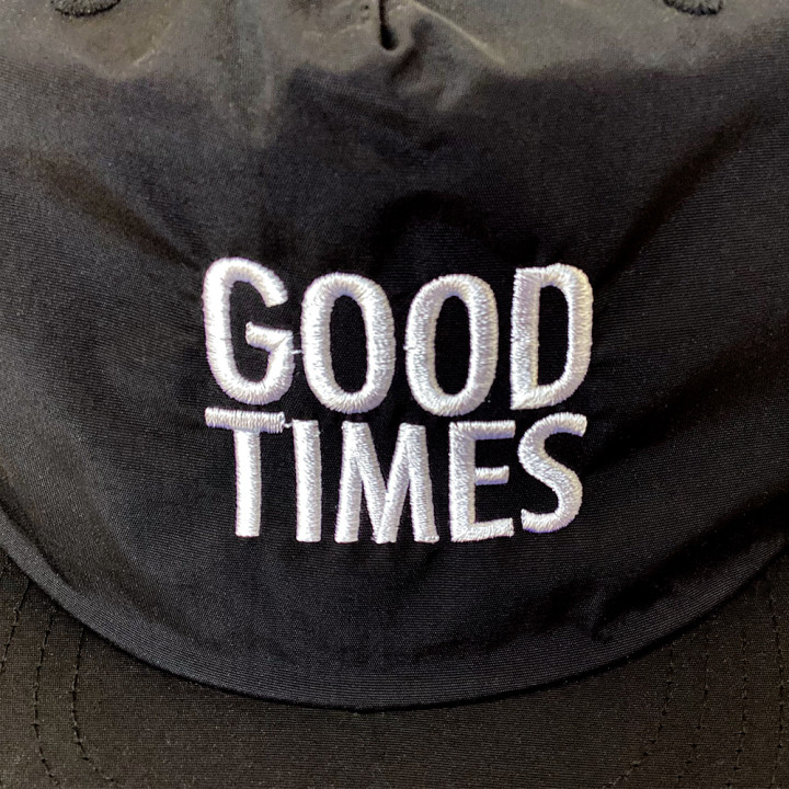 キャップ刺繍「GOD TIMES」アップ