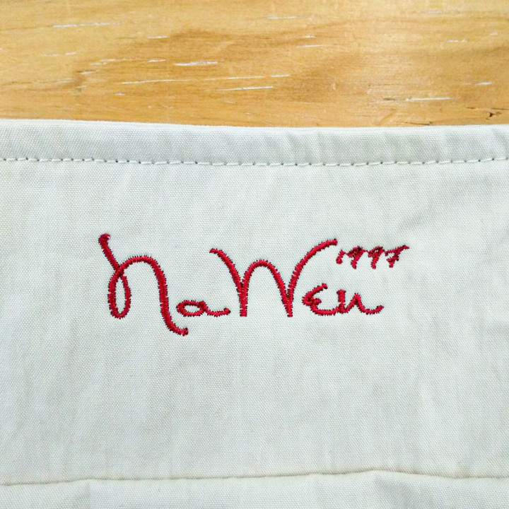 オリジナルジャケット刺繍「wool to woods」襟アップ